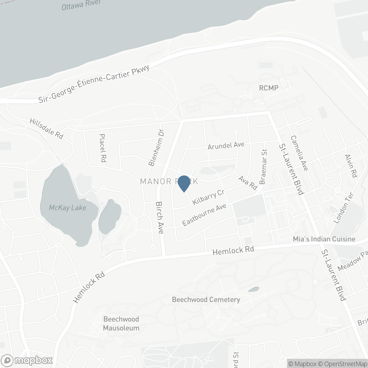 35 BEDFORD CRESCENT, Ottawa, Ontario K1K 0E6
